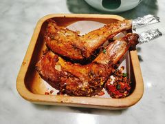 手抓兔腿-雀蓝川菜(奥体广场店)