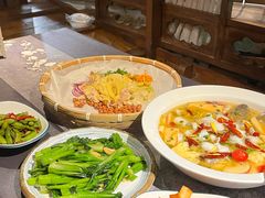 -花溪雨·森林餐厅(石基店)