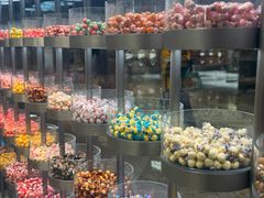 -泡泡玛特POPMART(龙湖杭州滨江天街店)