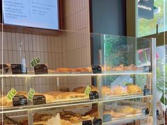 面包甜点陈列柜-Luneurs(幸福里店)