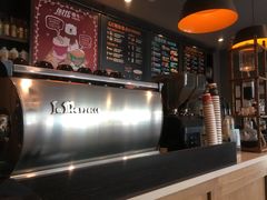 -Gloria Jean's Coffees