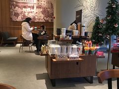 大堂-星巴克(宝山万达店)