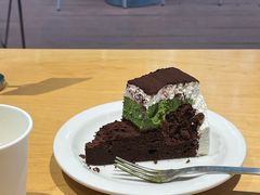 -爱樂咖啡(青年体育公园店)