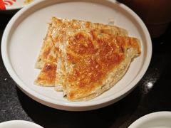 葱油飞饼-老头儿油爆虾·知味杭州(爱琴海购物中心)