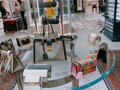 -Gucci(青岛海信广场店)