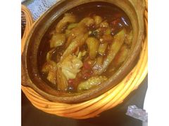 咸鱼鸡粒茄子煲-熠盛粤味(永康路店)
