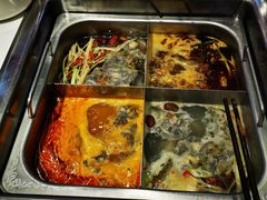 -旺龙巷重庆脆毛肚火锅·潜山扛把子店(潜山商业街店)