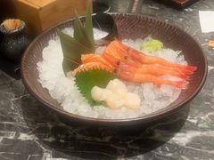 -牛YO寿喜烧·铁板烧和牛火锅自助(市府恒隆店)