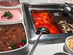 -海底捞火锅鲜切牛肉主题店(长寿路店)