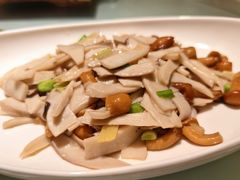 云南爆炒三菌-八珍饺子·烤鸭·家常菜