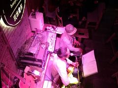 -在路上酒吧(大理古城店)