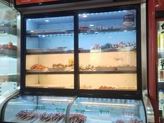 -哈尔滨小酒馆·鲜肉现穿自助烧烤(康新花园店)