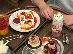 -山与蓝·轻糖鲜果蛋糕(勒泰店)
