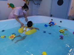 -马博士婴幼儿游泳馆(广安门旗舰店)