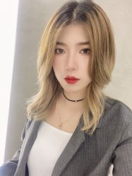 -变画·发型STUDIO