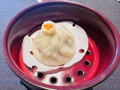 活拆蟹黄鲜肉小笼包-福玺荟(外滩罗斯福店)