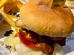 烤鸡腿汉堡-Grinder 绞肉机汉堡(武定路店)