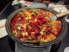 -辣尚瘾·烤鱼·新川菜(牡丹园直营店)