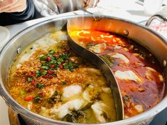 -德林酸菜鱼火锅(南丹店)
