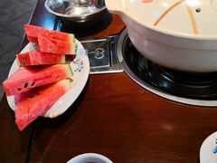-亿诣蝎府炸酱面羊蝎子火锅(酷车小镇店)