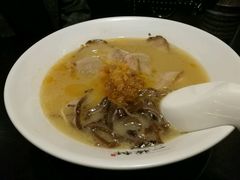 -一豚轩·烧鸟·豚骨拉面(五四路店)