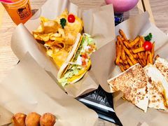 -Taco Bell 塔可贝尔(东方明珠店)
