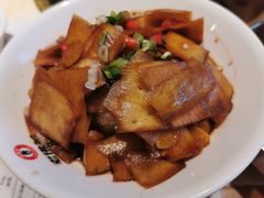 -老佛爷炭火蛙锅直营(清滨路总店)
