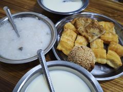 -朱珠小吃(施家园路店)