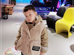 -VR+乐园·VR电竞·家庭亲子·密室逃脱·轰趴团建