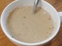 椰香栗子汤-HELLO 27 意面·沙拉·帕尼尼