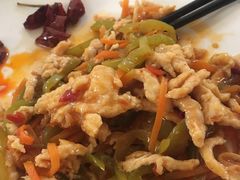 鱼香鸡丝-清真宏玉祥黄门脸餐厅(华荫东里店)