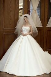 -Lady  Jane高端婚纱礼服馆