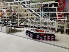 -云柏鞋业(十里堡店)