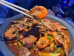 -徐记小怪兽肉蟹煲店(哈西万达金街店)