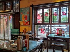 -富正毅三下锅·湘西韵味(天门山索道店)