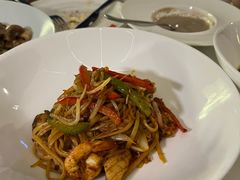 -MONICH牛排融合餐厅(和义大道购物中心店)