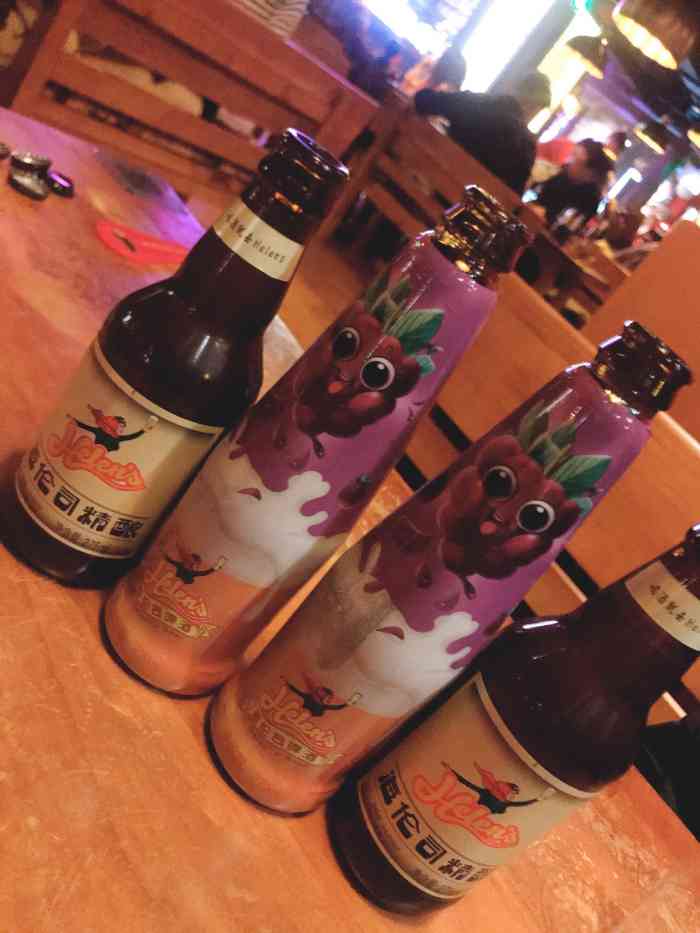 helens海伦司(红旗南路店)-"就在家门口,好幸福啊~~适合聊天,随便吃.