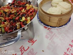 -堂瓦里·33年传统赣菜(第一街区店)