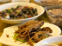 -天桥饭店·特色海鲜(金山嘴渔村店)