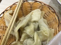 -老东门糁烫面角总店