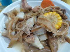霸王花煲猪肉汤-烧鹅妹饭店