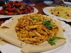 京酱肉丝-满堂春特色餐馆