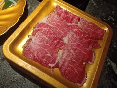 -牛YO寿喜烧·铁板烧和牛火锅自助(市府恒隆店)