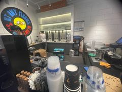 -Dogi&kiki Coffee(中心商务大厦店)