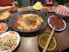 -萍姐火锅·公路夜市(武汉首店)