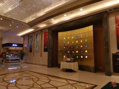 -宜昌均瑶国际酒店(宜昌CBD购物中心夷陵广场店)