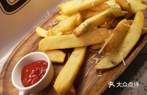 Black Truffle Cheese Fried Wide Fries