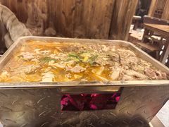 内蒙碳火羊肉炉-聚汇三少·龙虾·中餐厅(莫邪路新天地店)