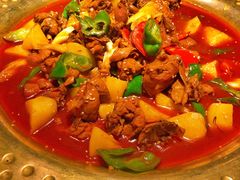 新疆大盘鸡-清真·卡德尔大叔新疆主题餐厅(龙汇路店)