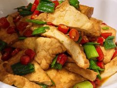 -昱龙大盆牛蛙馆(三兴街总店)